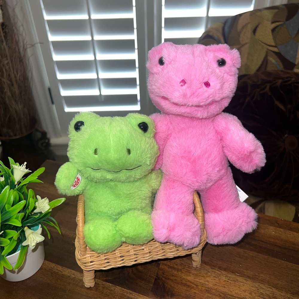 Build-A-Bear Mini Pink Frog Buddies Pink and Green